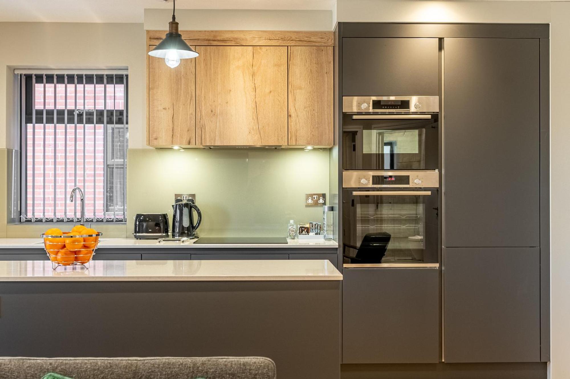 Bond House By Celador Apartments เรดดิ้ง ภายนอก รูปภาพ